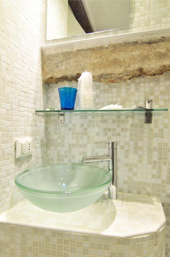 Cozy Apartment Near Rialto Bridge/ St.Mark Square Velence Kültér fotó
